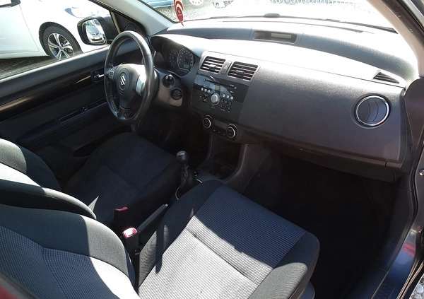 Suzuki Swift cena 17900 przebieg: 186812, rok produkcji 2007 z Kęty małe 529